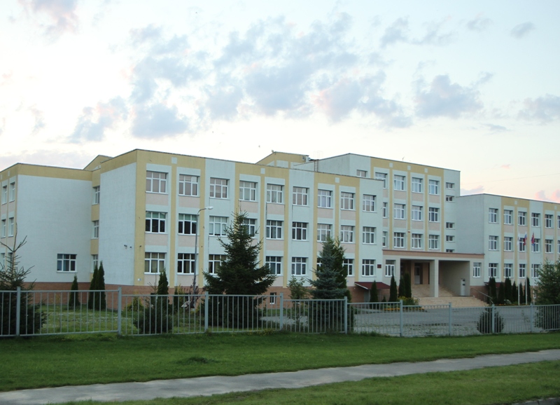 здание школы на ул.Флотской
